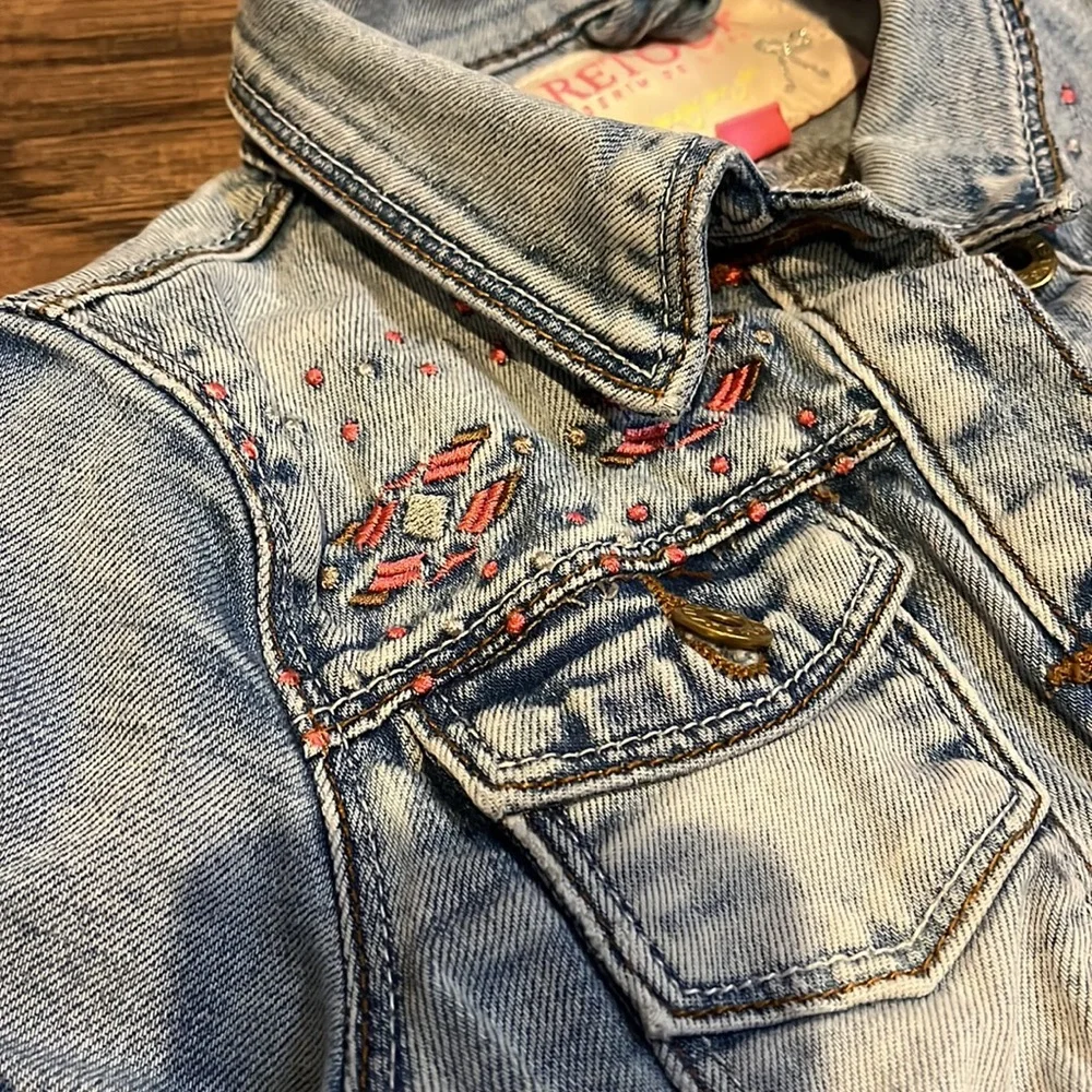 Retour girls Dutch cropped denim embroidered jacket size 6 - Picture 3 of 7